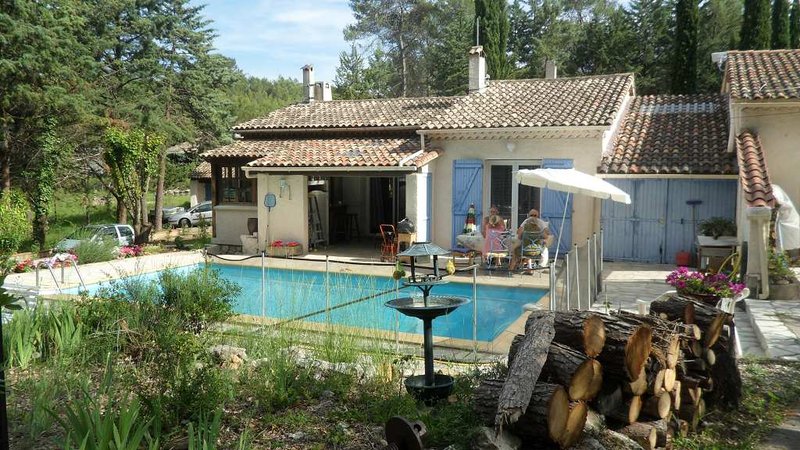 Vente Maison / Villa  + piscine TARADEAU. LORGUES.  LES ARCS,  VIDAUBAN , TRANS-EN-PROVENCE, FLAYOSC … Belle maison / villa de 180 m2 avec piscine sur 3875 m2 de terrain Particulier &agrave; particulier vends / Vente Maison / Villa avec piscine &agrave; TARADEAU proche de 